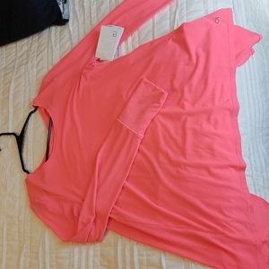 NWT Gap fit open back shirt